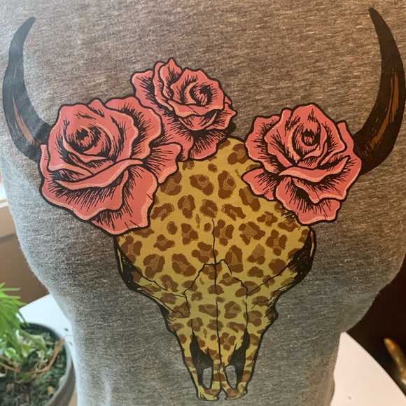 Leopard Boho Tee - Picture 3 of 3